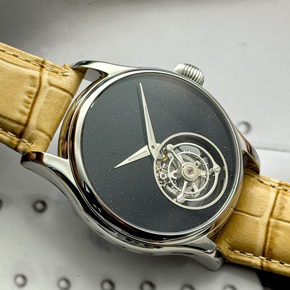 Merkur – montre Tourbillon 100 - Guilloché Dial Watch avis et prix