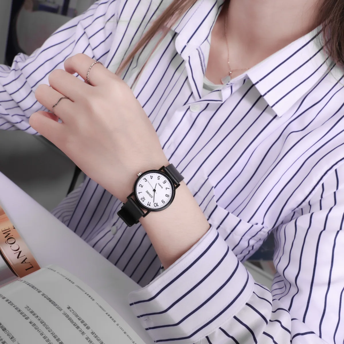 Montre à Quartz noire Simple p - Luxury Watch Female avis et prix
